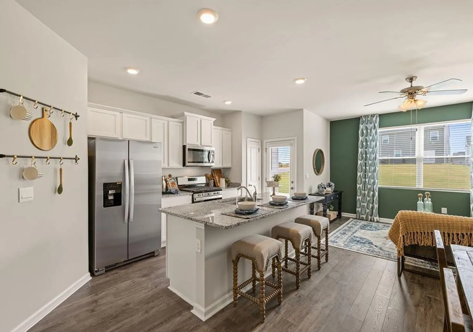 Aiken Townhome — Photo 4