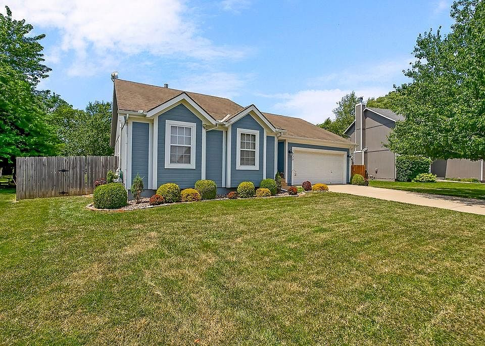 1st image of 1229 Starbrooke Dr