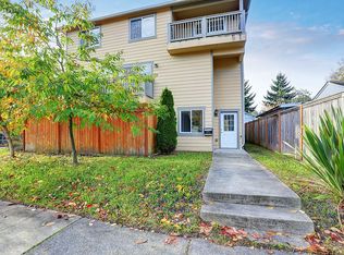 4317B 26th Ave SW, Seattle, WA 98106