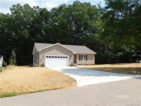 2nd image of 453 Brookfield Dr