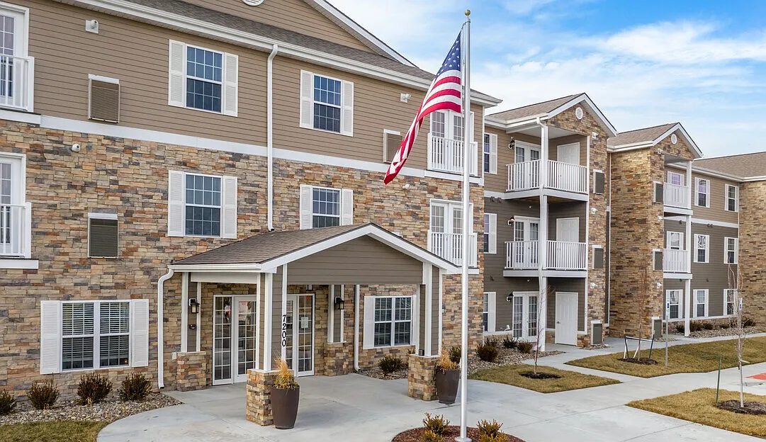 Emerald Reserve Shawnee — Photo 1