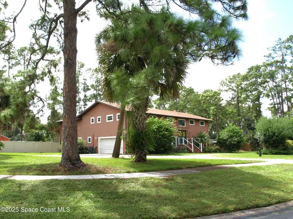 8001 Sugar Pine Dr, West Melbourne, FL 32904