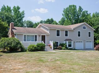 919 Bridge St, Suffield, CT 06078