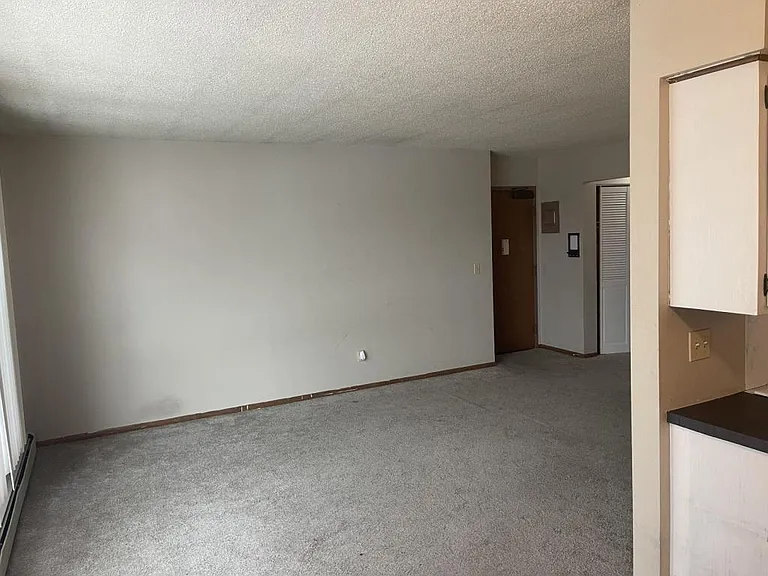 2630 Chicago Ave — Photo 3