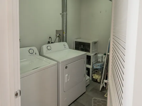 32 Charles Street image 14 of 25