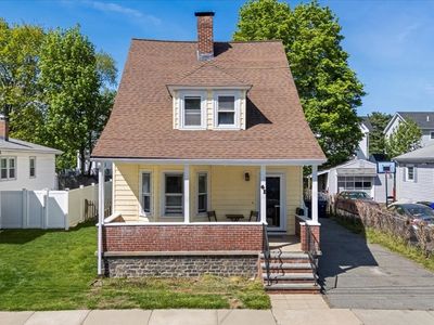 61 Como Rd, Hyde Park, MA, 02136