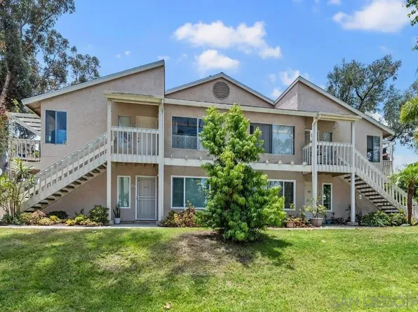 219 Diamond Way APT 115, Vista, CA 92083