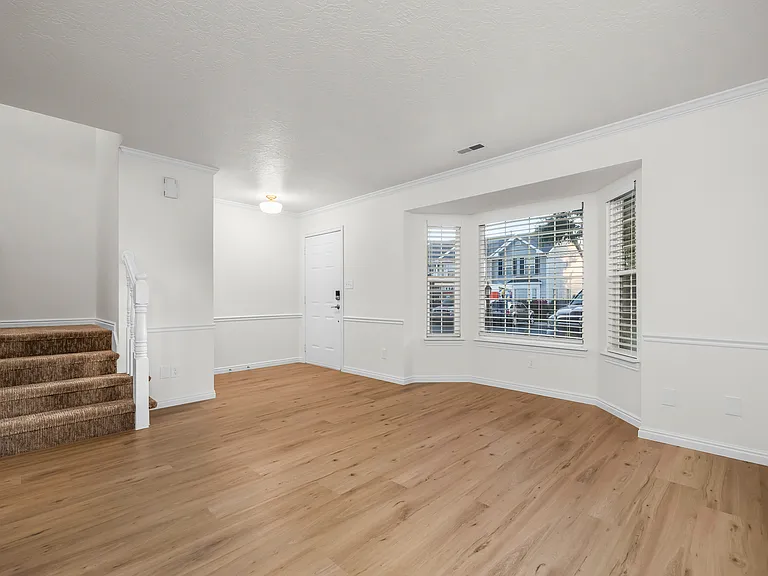 1025 S 810 E — Photo 18