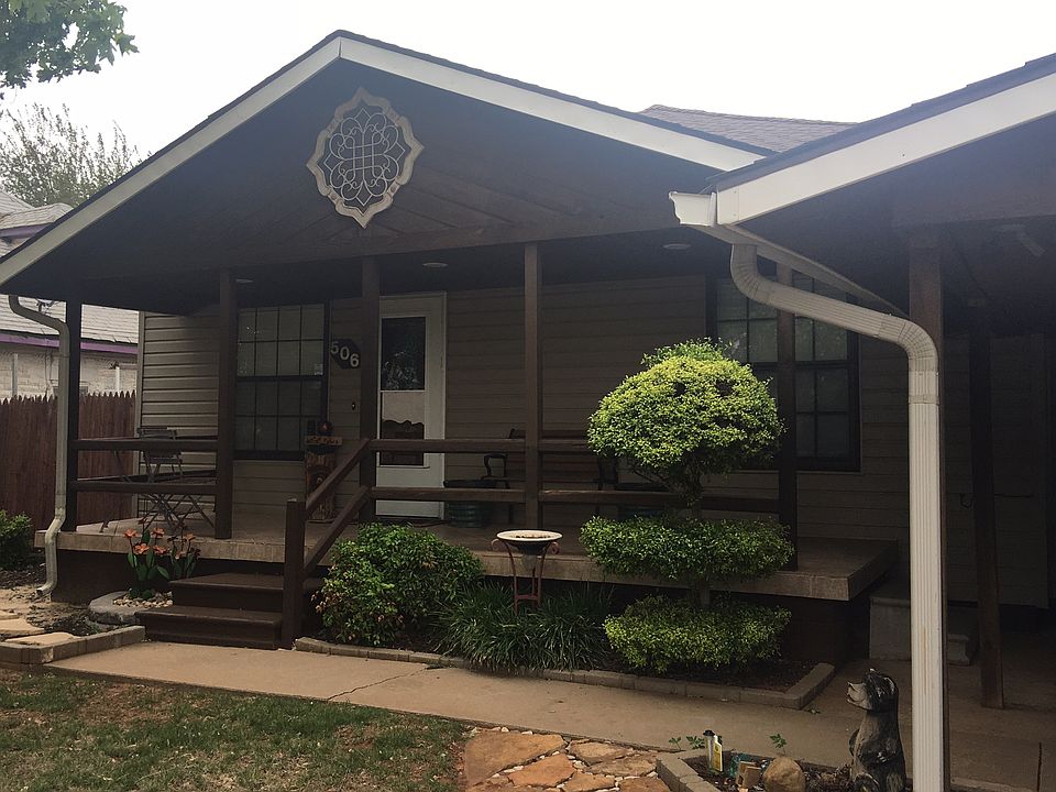 1st image of 506 N Locust Ave