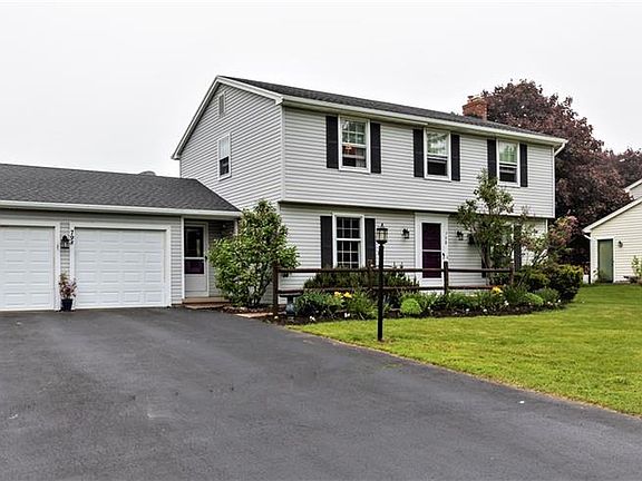 2nd image of 798 Somerset Dr