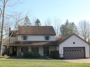 454 Orange Rd, Dallas, PA 18612