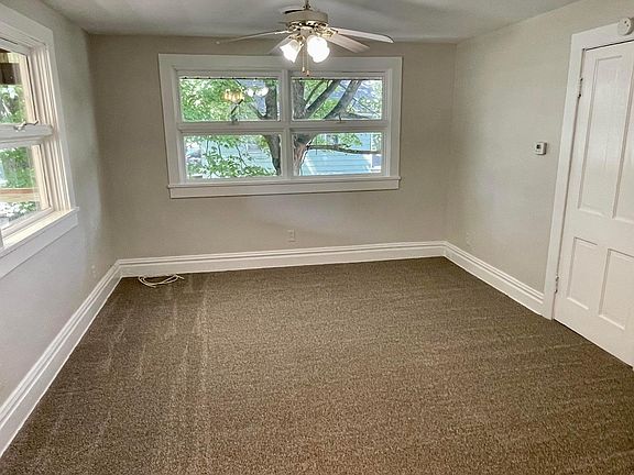 3rd image of 508 W Oak St