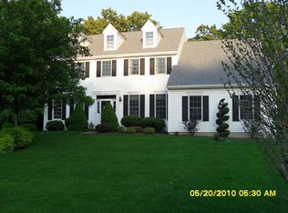 630 Vanderlyn Ln, Slingerlands, NY 12159
