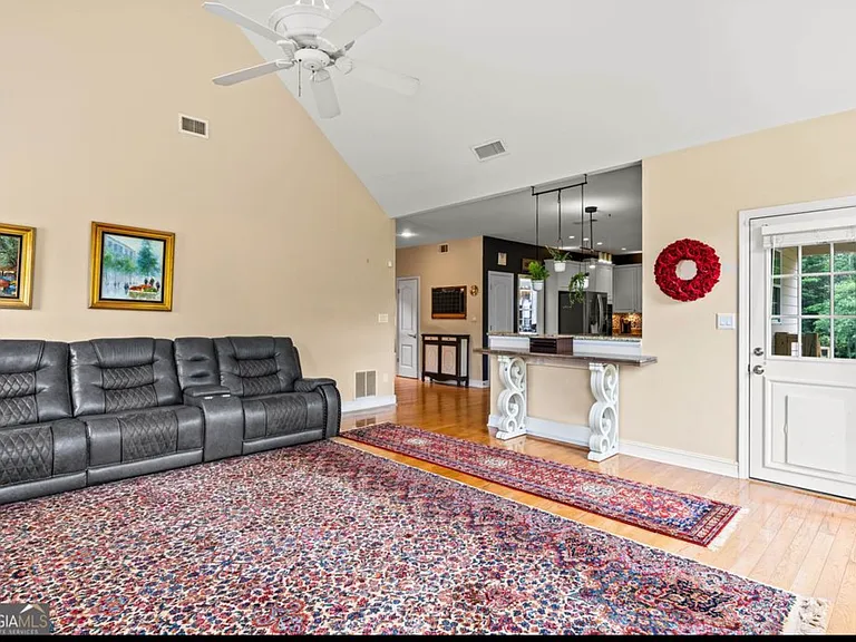 638 Glen Valley Way — Photo 26