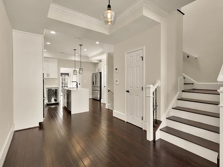 1609 Levis St NE — Photo 30