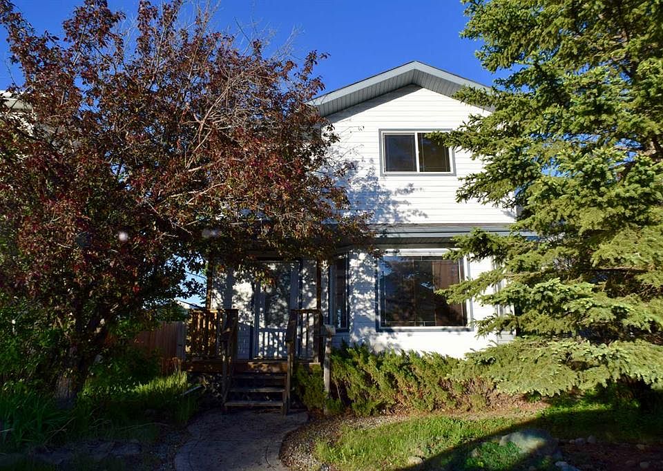1st image of 220 W Deschner Close
