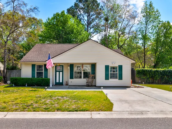 1257 Maryland Dr, Ladson, SC 29456