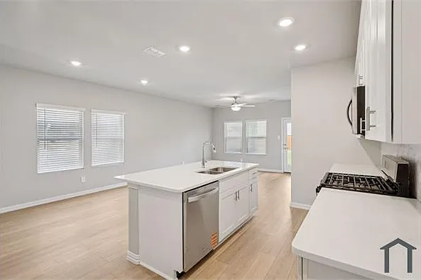 5709 Chasewood Dr — Photo 9