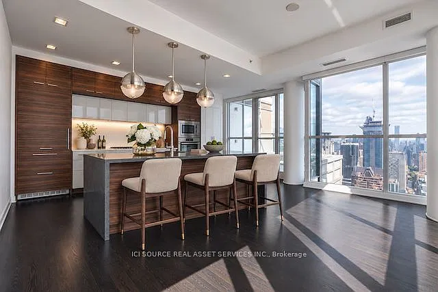 3 bed, $7,800 — Photo 3