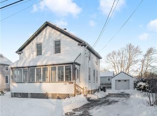 146 Manolla Ave, Warwick, RI 02888