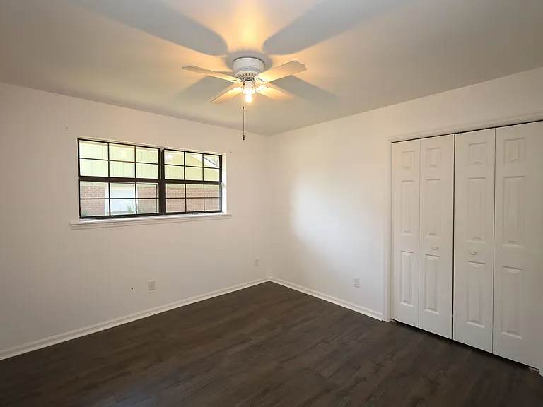 2208 Northwood Cir — Photo 12