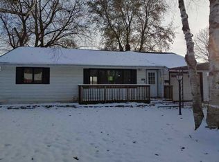 240 E Grove St, Capron, IL 61012