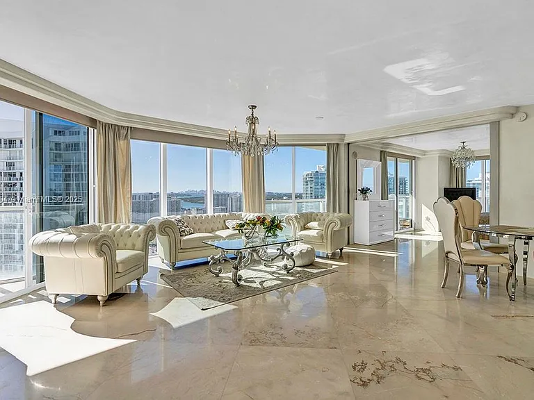 16699 Collins Ave #2508 — Photo 3