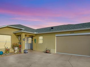 2057 Countrywind Ct, The Villages, FL 32162