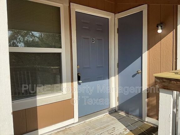 2nd image of 403 Hedgewood Dr APT D
