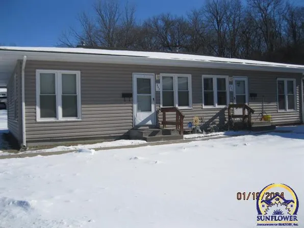 841/843 SE 14th St, Topeka, KS 66607