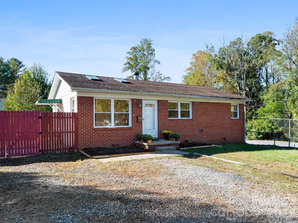62 Deaverview Rd, Asheville, NC 28806