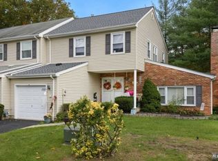 125 Bunker Hill Rd, Wayne, NJ 07470