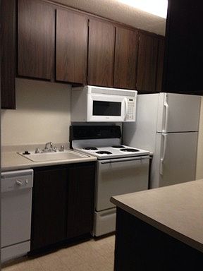 3rd image of 2511 Northrop Ave APT 19