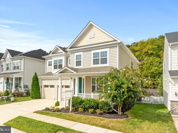 7922 Meridian Dr, Pasadena, MD 21122