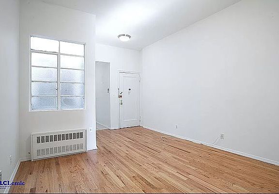 4th image of 207 E 88th St #3FW