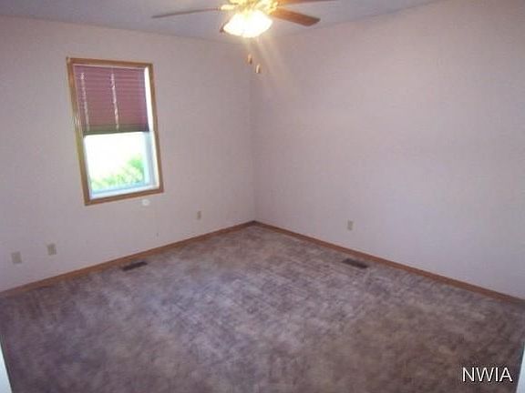 5th image of 3251 Douglas St