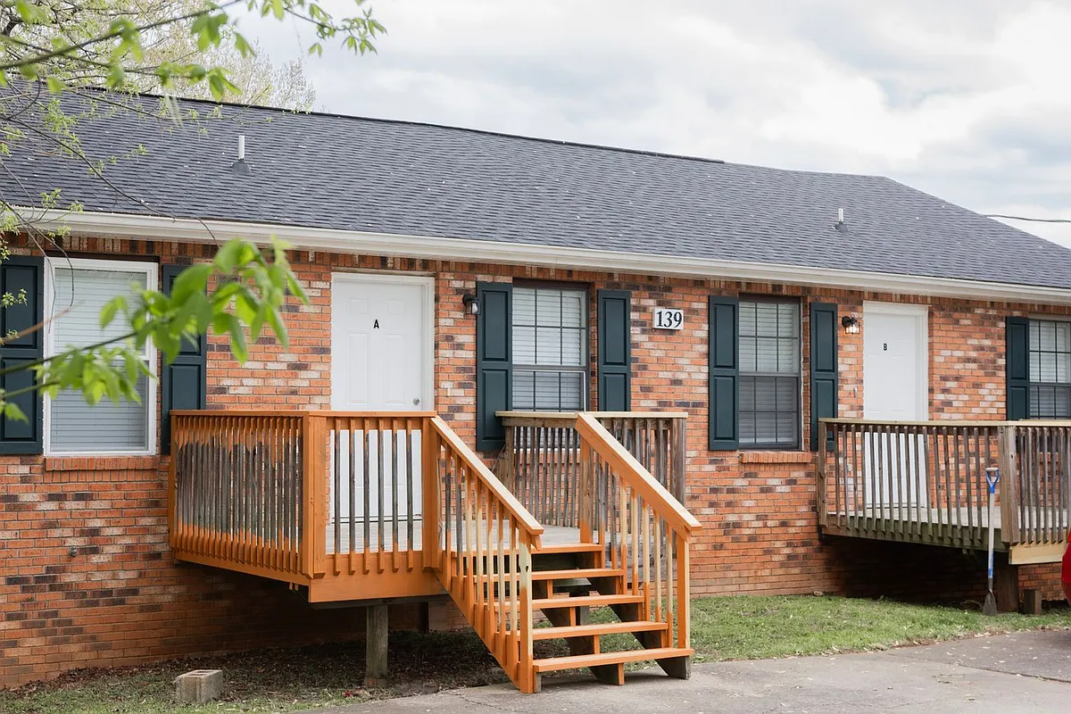 Building Photo - 139 Darlene Dr #F