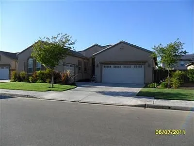 6560 W Celeste Ave photo 1