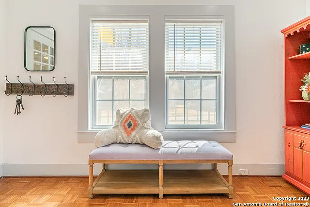 475 E French Pl — Photo 12