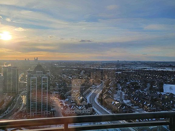 2nd image of 7890 Bathurst St #2506
