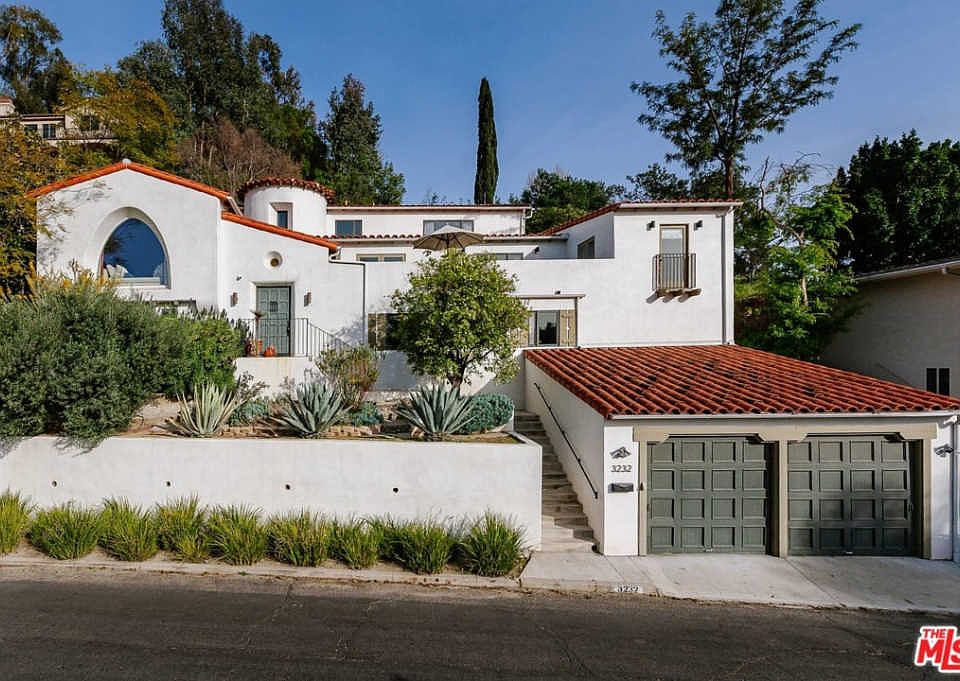 1st image of 3232 Primera Ave