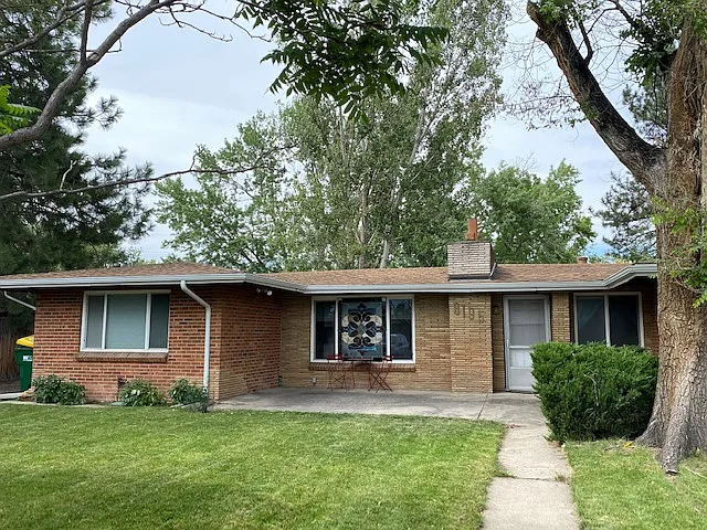 8195 W 16th Ave — Photo 2
