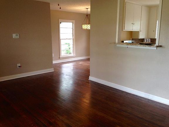 4th image of 2915 Canton Ave