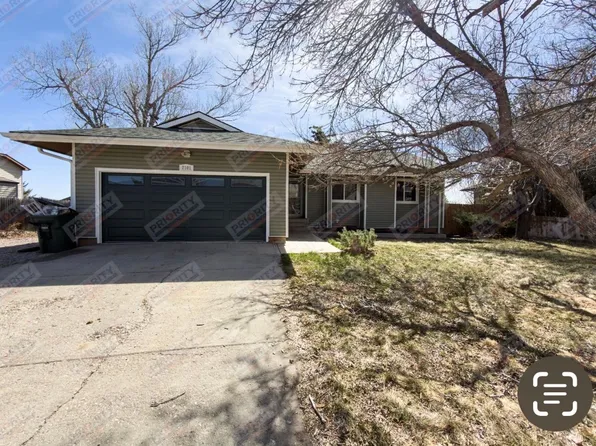 2101 Autumn Ct, Gillette, WY 82718