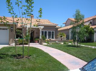 2527 Sycamore Ln, Palmdale, CA 93551