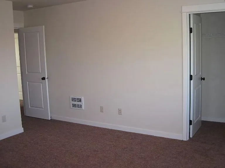 5702 Bass Dr — Photo 36