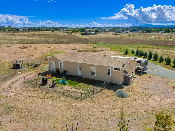 300 W Ranch House Rd, Paulden, AZ 86334