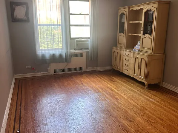 118-14 83rd Avenue image 4 of 17