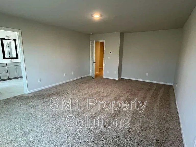 106 Brody Way — Photo 5