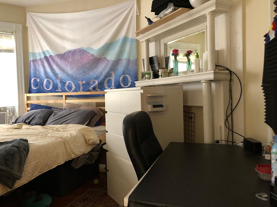 1st Room